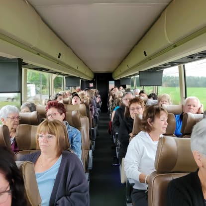 Les membre du GACF en autobus