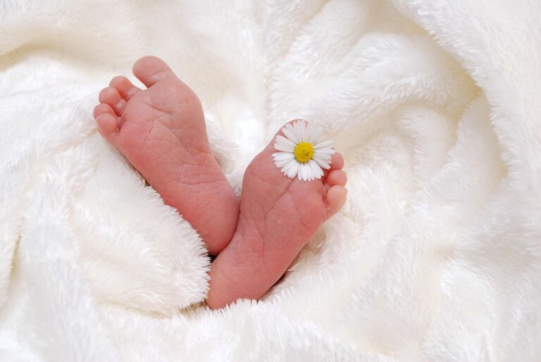 pieds de bébé